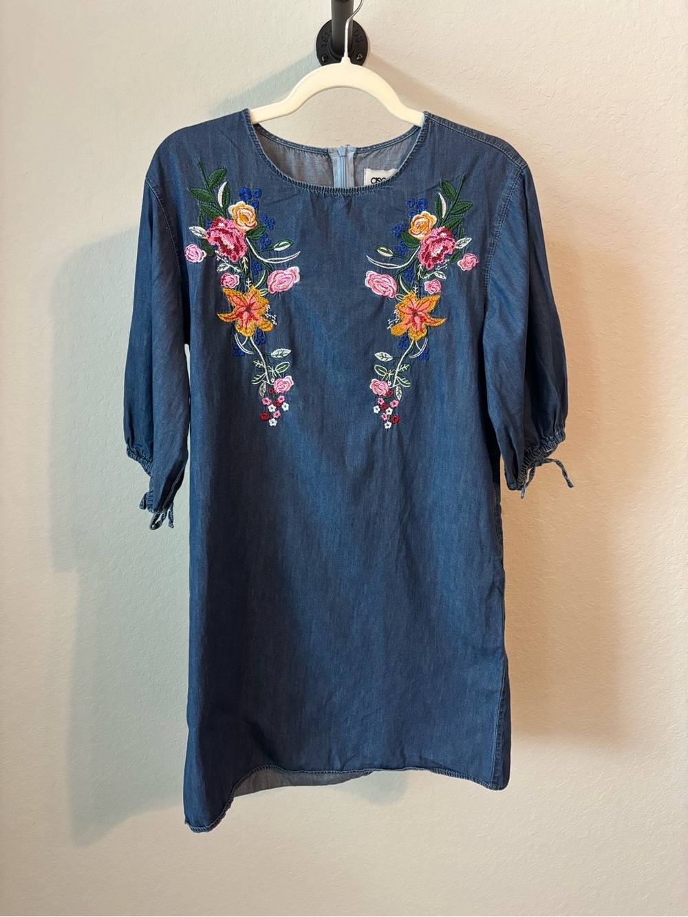 ASOS Blue Denim Floral Embroidered Quarter-sleeve Mini Dress Size Small - Picture 3 of 9
